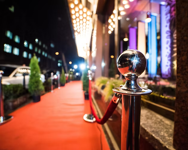 Eingang zum roten Teppich bei einer Veranstaltung